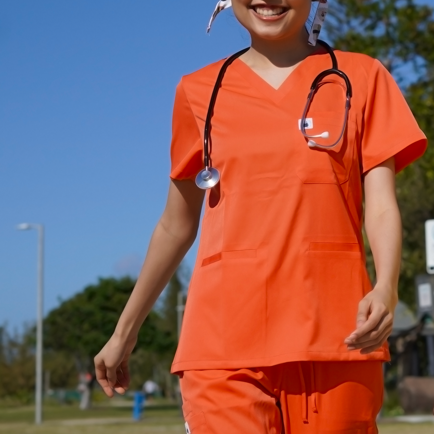 SUMMER LOVIN' SCRUB TOPS - Scrubber Duck